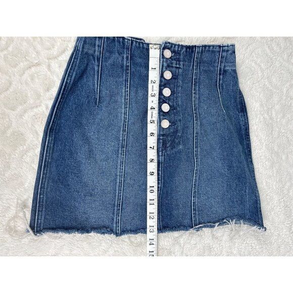 GRLFRND Twiggy Button Fly Denim Skirt Med Wash Size 25 - Picture 12 of 12
